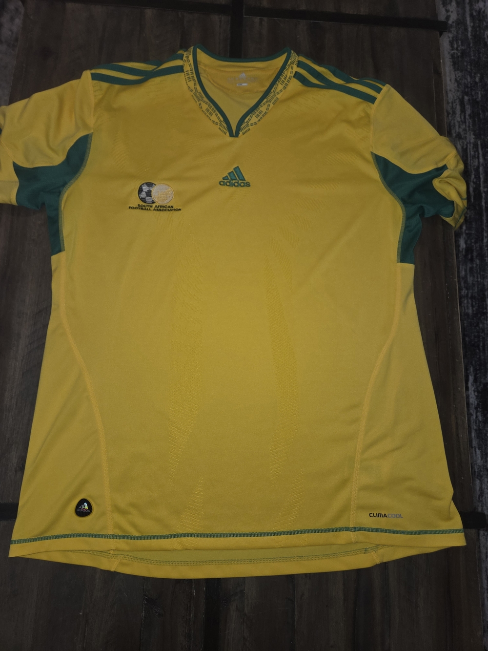 Adidas 2010 2011 South Africa Soccer Jersey Home Jersey, Yellow, Green Size M